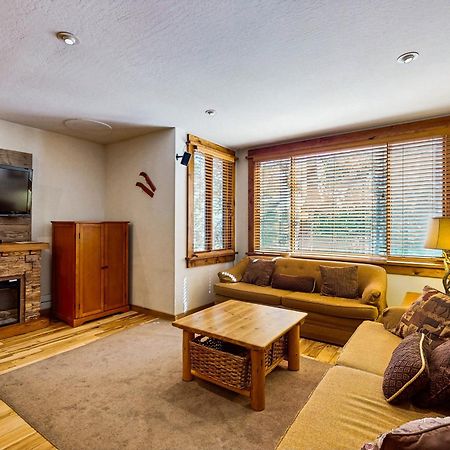 Cozy Condo in Ski Trails Truckee Esterno foto